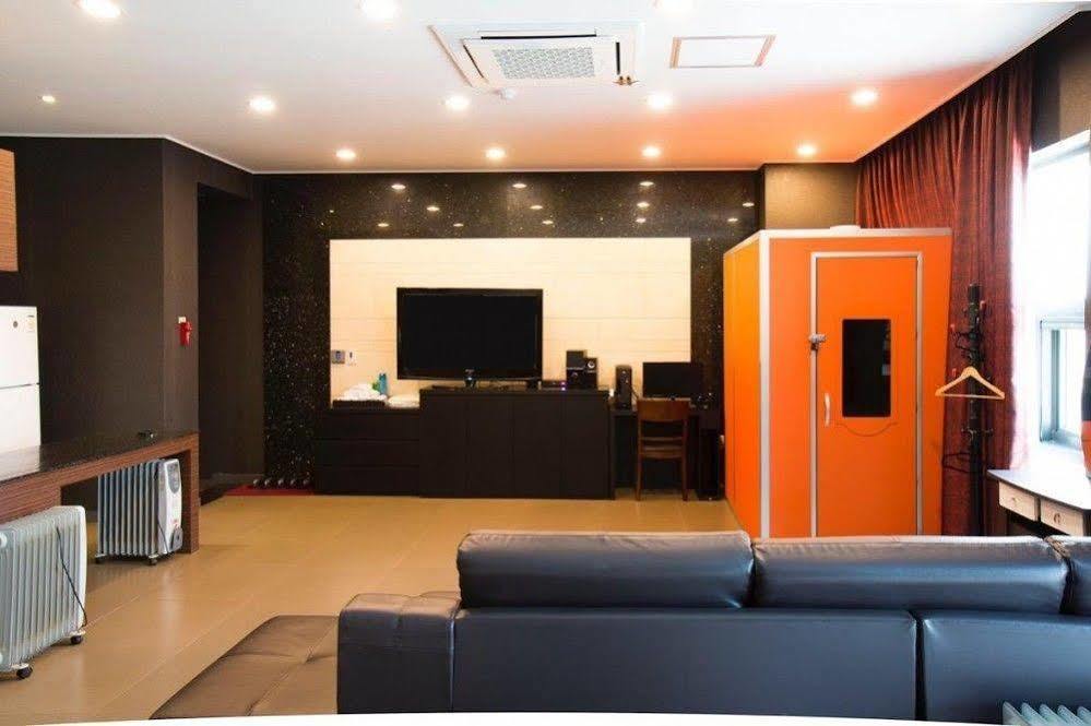 G Tourist Hotel Wolmido Inčchon Exteriér fotografie