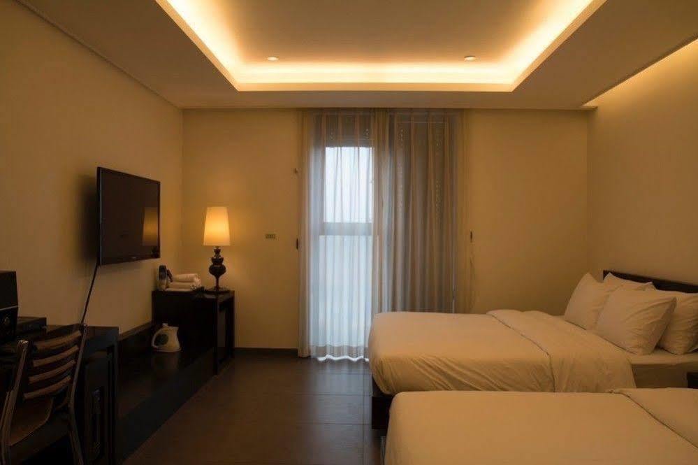 G Tourist Hotel Wolmido Inčchon Exteriér fotografie