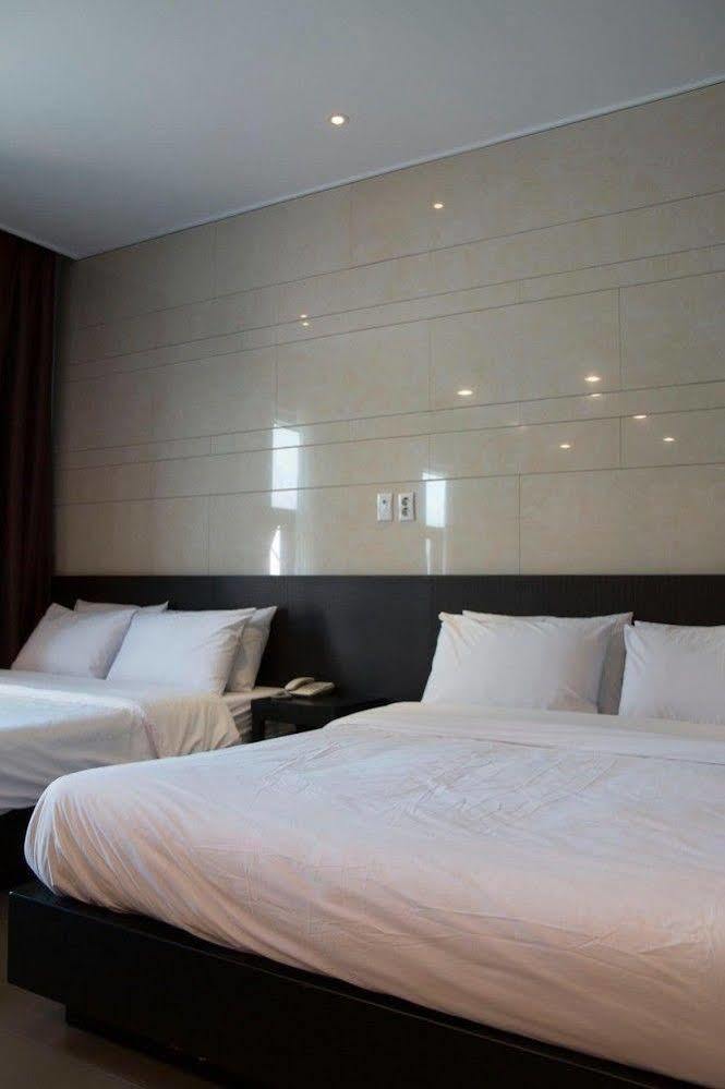 G Tourist Hotel Wolmido Inčchon Exteriér fotografie