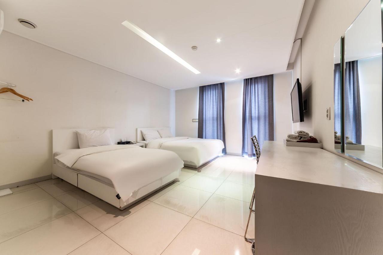 G Tourist Hotel Wolmido Inčchon Exteriér fotografie